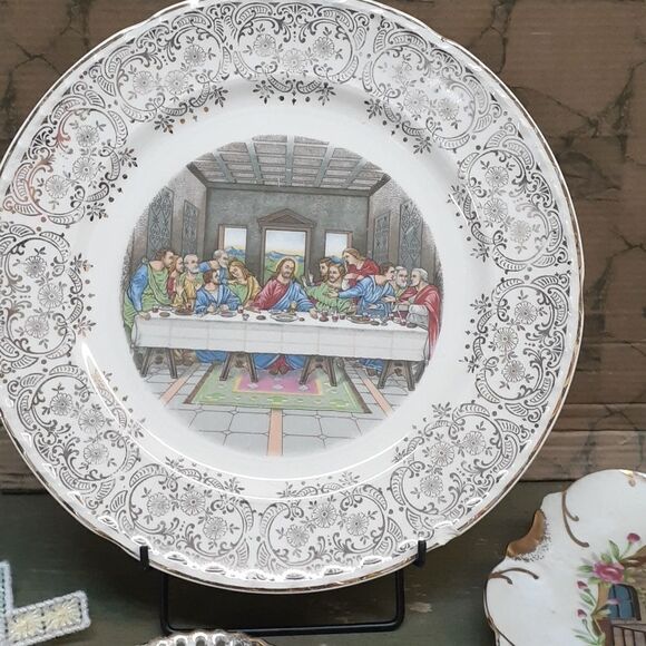 Portrayals of Jesus and His life - plates and bookmarks Vintage collectibles - Picture 4 of 10